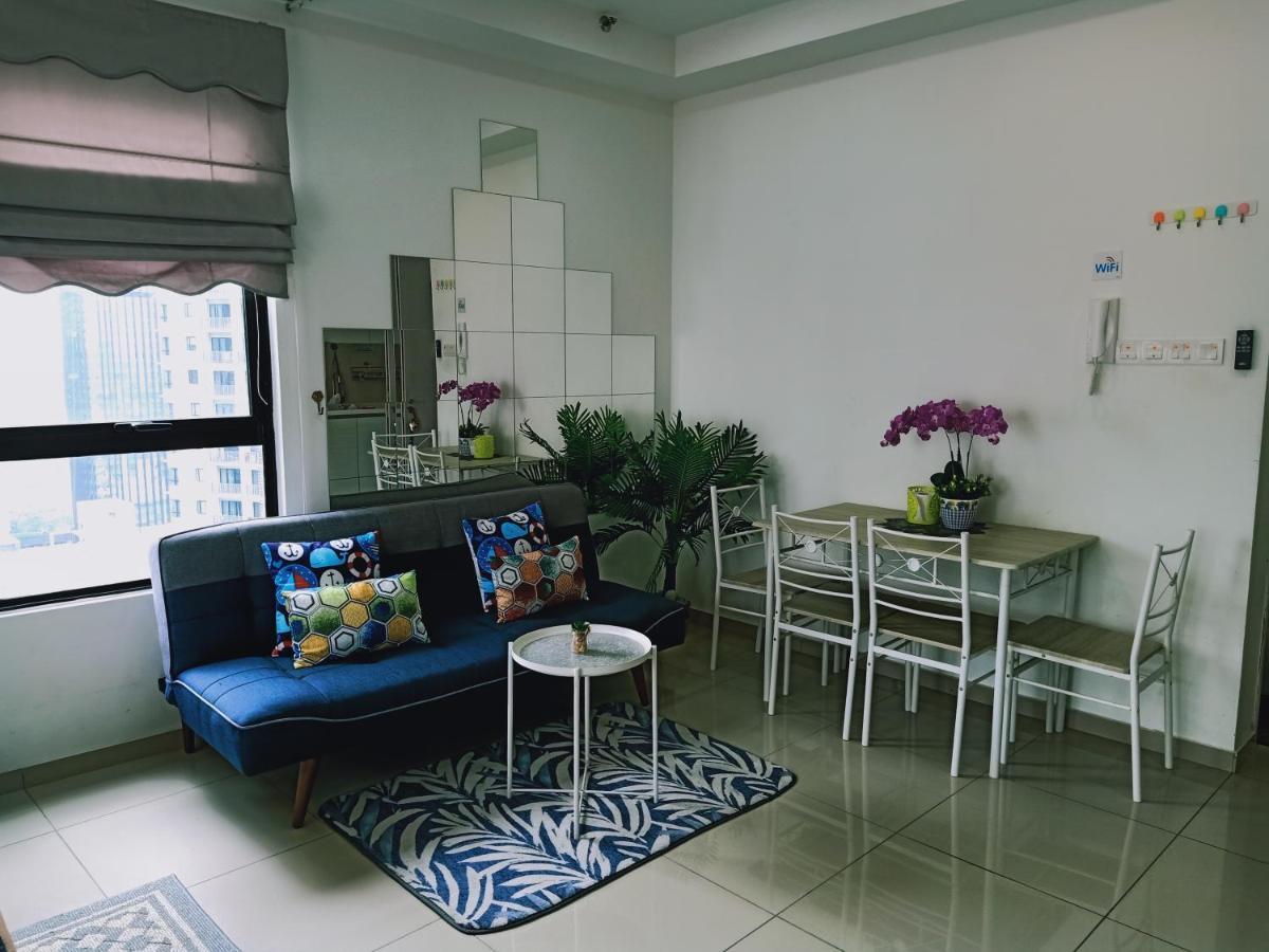 D'Gunduls Homestay Studio By Dgh I-City Shah Alam Exterior foto